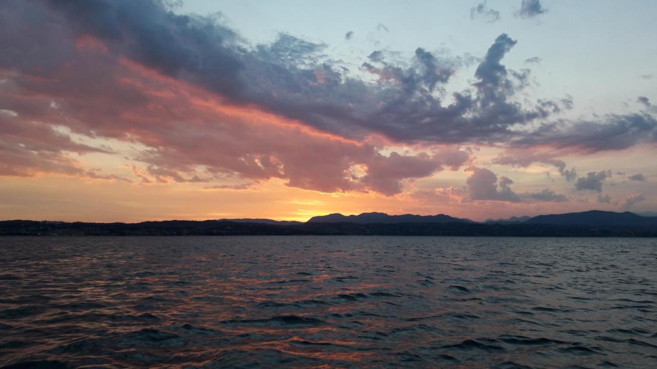 Eve House Gardalake Lonato Εξωτερικό φωτογραφία